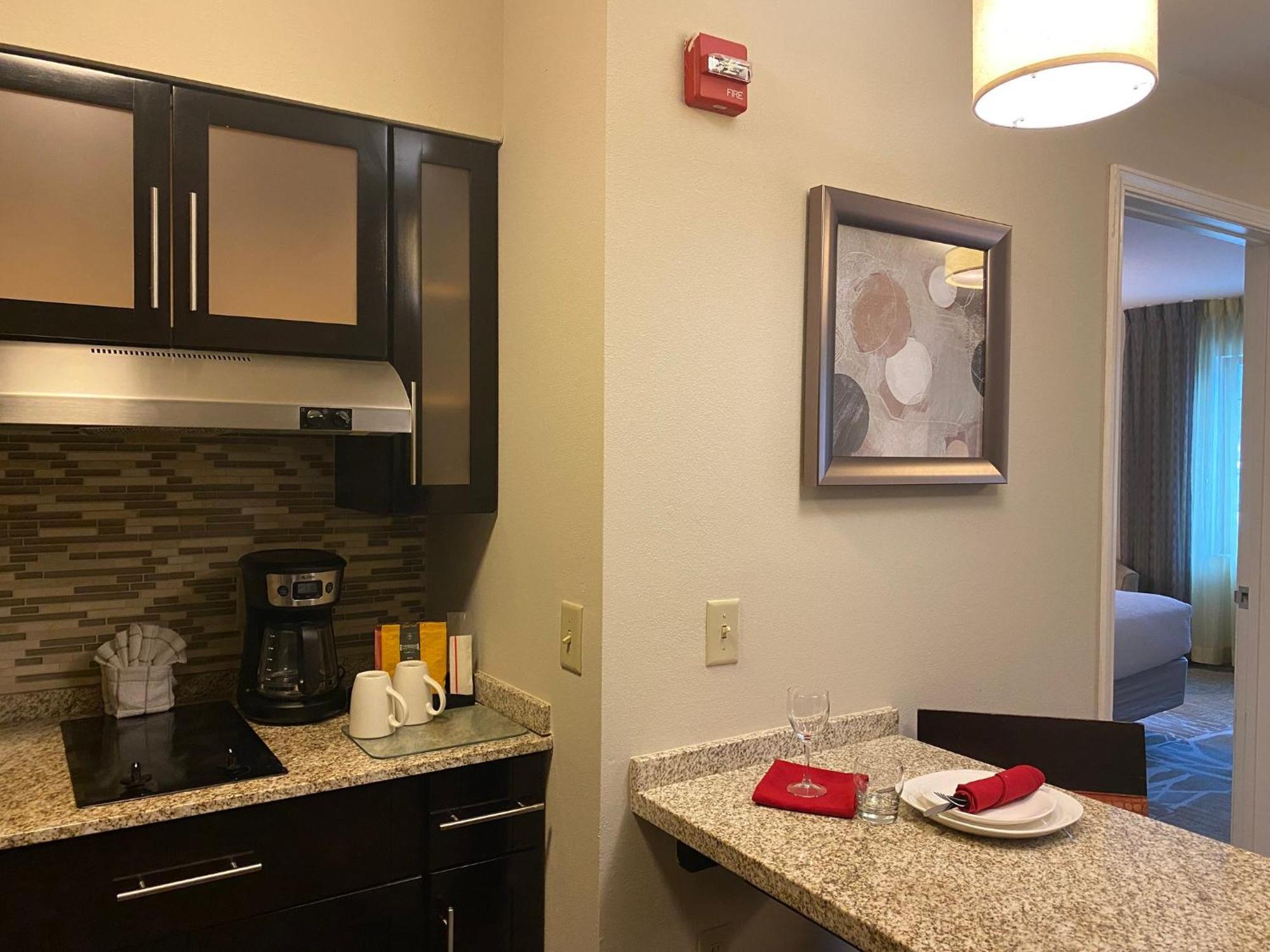 Staybridge Suites Syracuse Liverpool By Ihg Екстериор снимка